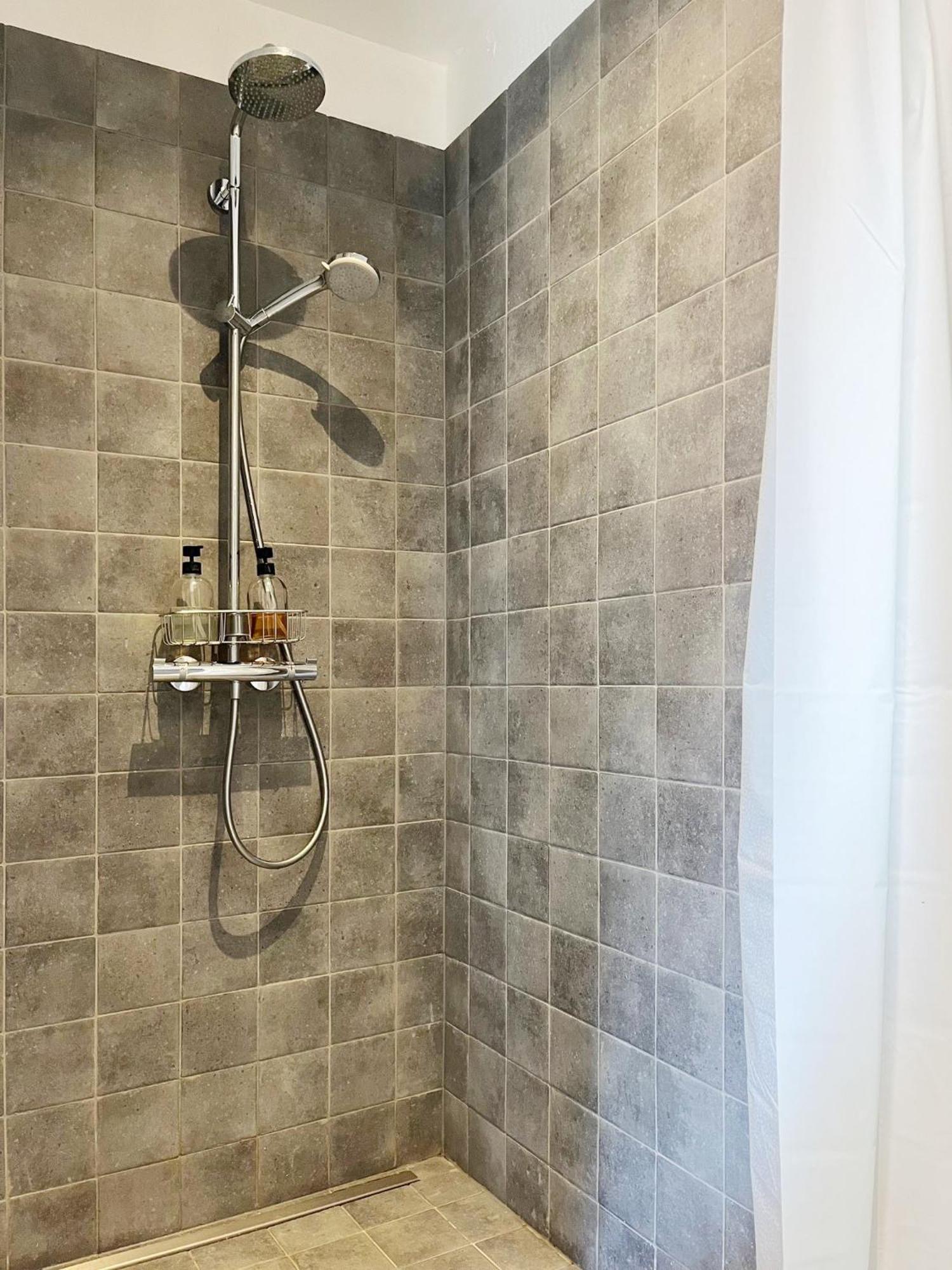 Trendy & Sunny Apartment In Gand Esterno foto